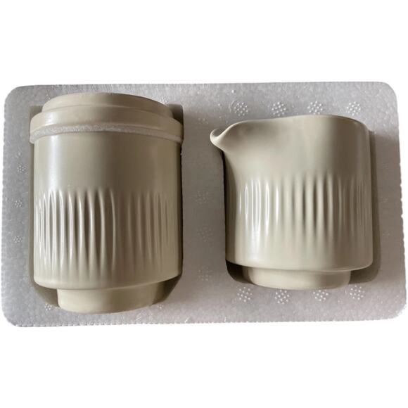 Citrine Everyday Collection by Magenta Ribbed Ceramic Creamer & Sugar Jar Set - Picture 3 of 3